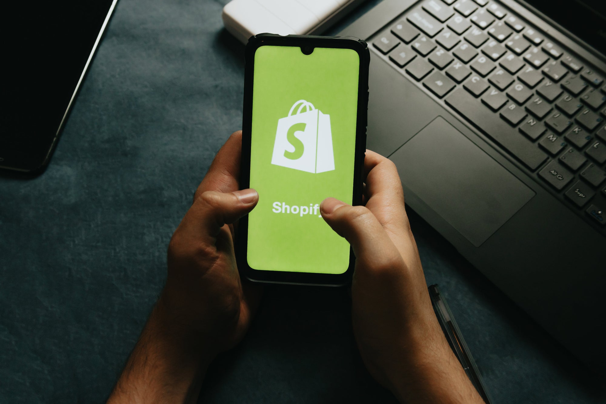 Why Shopify Reigns Supreme as the Ultimate E-Commerce Platform